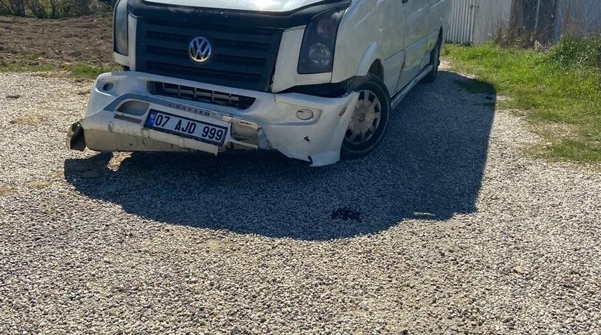 Jandarmadan ka&ccedil;arken dar yolda sıkışıp kaldılar
