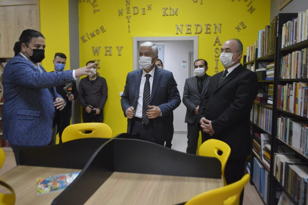 Ahmet Ulu&ccedil;ay Bilim Sanat Merkezi&rsquo;ne K&uuml;t&uuml;phane Kuruldu