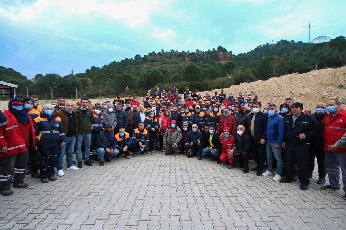 Başkan Sandal: "Her zaman emekten, &ccedil;alışandan yanayım"