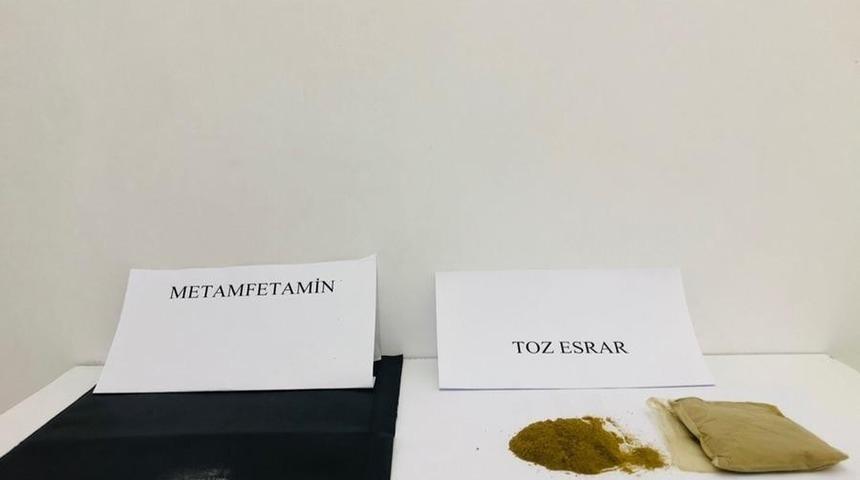 Ezine&rsquo;de uyuşturucu operasyonu: 2 g&ouml;zaltı