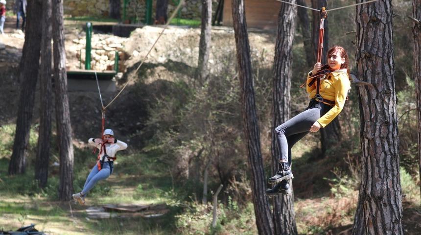 Yayladağı&rsquo;na zipline parkuru kuruldu