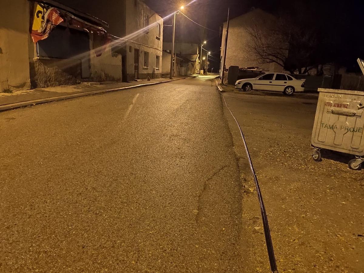 İletişim hattı kablolarını &ccedil;almaya &ccedil;alışırken su&ccedil;&uuml;st&uuml; yapıldı