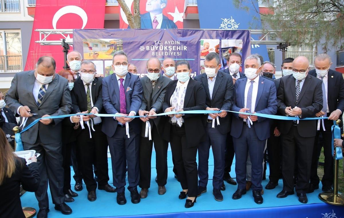 Başkan &Ccedil;er&ccedil;ioğlu, &ldquo;Otizmli &ccedil;ocuklarımıza eğitimde fırsat eşitliği sağlamalıyız&rdquo;