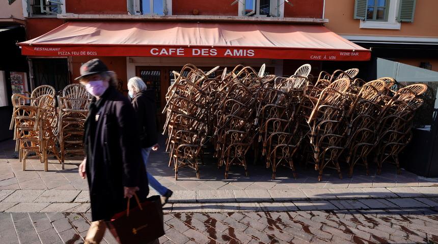 Fransa&rsquo;da halka a&ccedil;ık alanlarda alkol t&uuml;ketimi yasaklandı