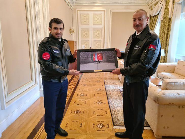 Aliyev'den Selçuk Bayraktar'a madalya! G4