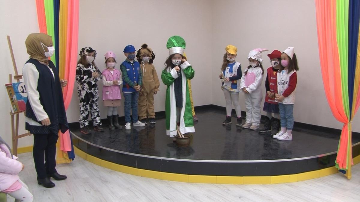 Kırıkkale&rsquo;de &ccedil;ocuklar kendi k&uuml;t&uuml;phanelerinin a&ccedil;ılışını yaptı