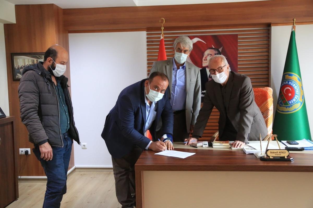 Milaslı pamuk &ccedil;ift&ccedil;isine makineli hasat garantisi