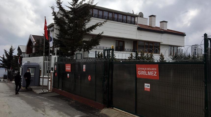 Kendilerini Savunma Sanayi Başkanlığı'na bağlı gibi g&ouml;stermişler! Dolandırıcı &ouml;rg&uuml;t&uuml;n milyonluk vurgunu