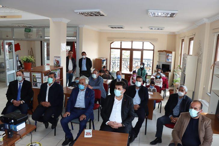 Başkan Yaşar, Çat Halk Kütüphanesini ziyaret etti G5