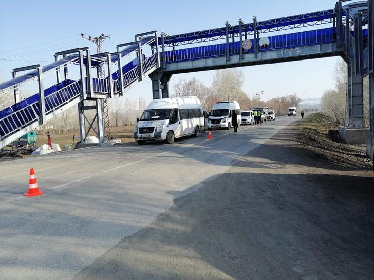 Ağrı’da okul servis araçları denetlendi G3