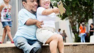 Dünyanın en kısa boylu çifti evlilikleriyle Guinnes Dünya Rekorlar Kitabı’na girdi