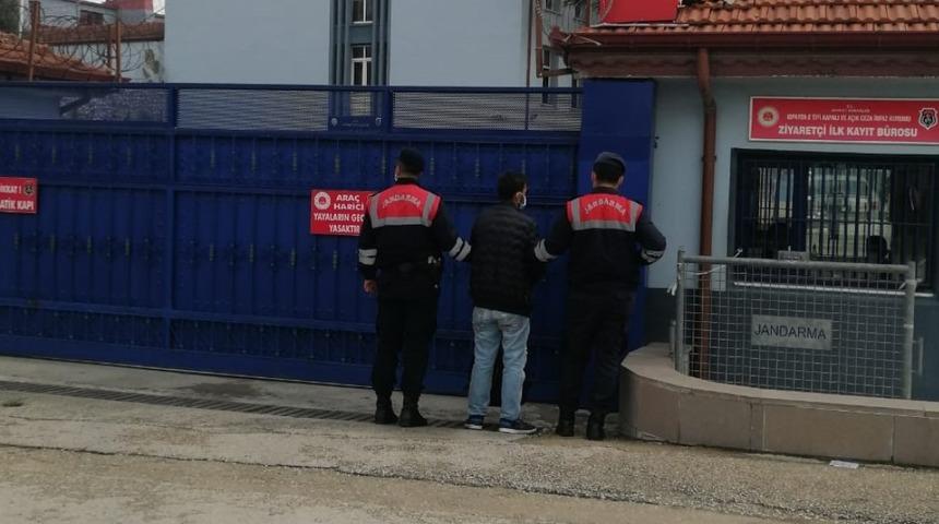 Isparta&rsquo;da zehir taciri firari saklandığı adreste yakalandı