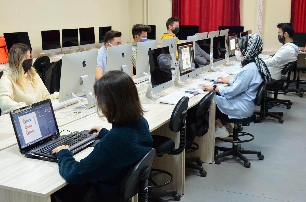 Bartın &Uuml;niversitesi &ouml;ğrencileri &lsquo;İşyeri Eğitim Modeli&rsquo; ile yeni tecr&uuml;beler ediniyor