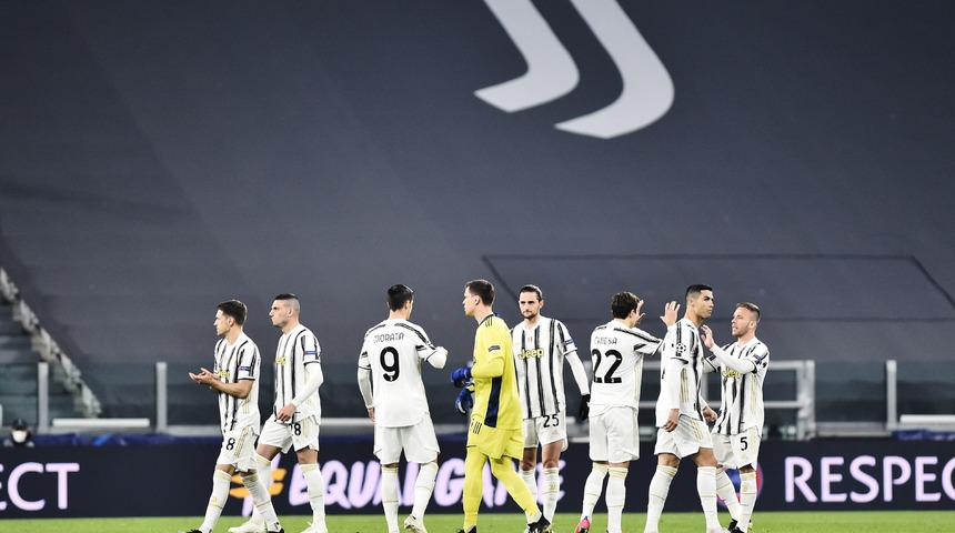 Juventuslu futbolculara polis baskını!