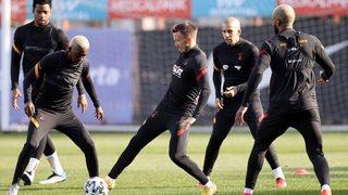 Galatasaray iki ismin Kovid-19 sonucunu açıkladı