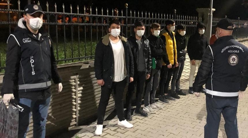 Samsun'da yurda yasa dışı yollarla giren 7 d&uuml;zensiz g&ouml;&ccedil;men yakalandı