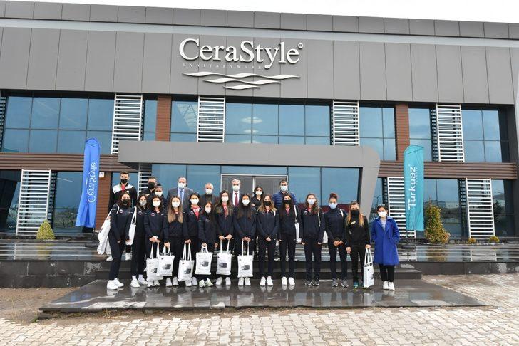 Turkuaz Seramik OSB’den sponsor ziyareti G1