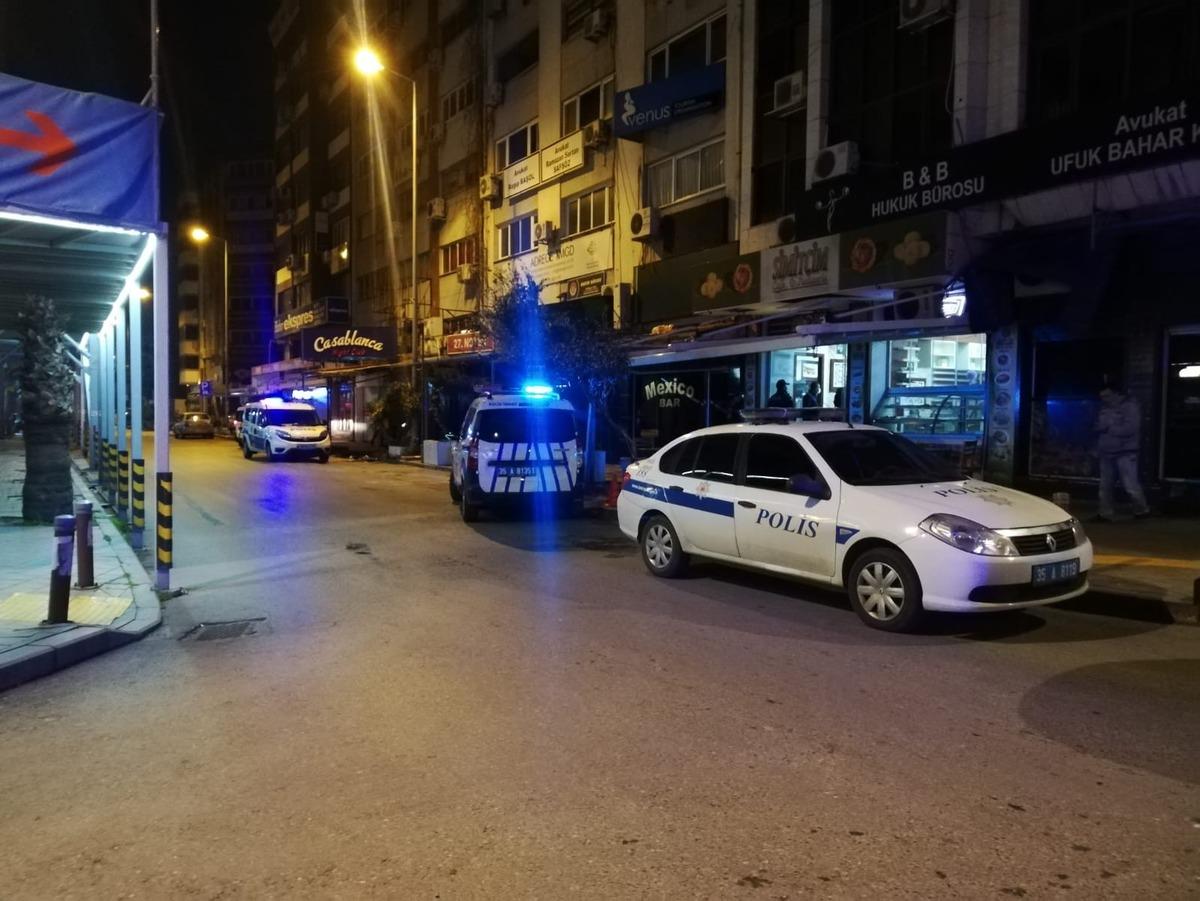Tedbirlerin ihlal edildiği gece kul&uuml;b&uuml;nde kavga: 1 &ouml;l&uuml;, 6 yaralı
