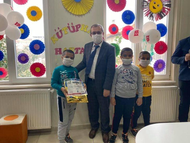 Pandemide kitap okudular, ödülleri kaptılar G1