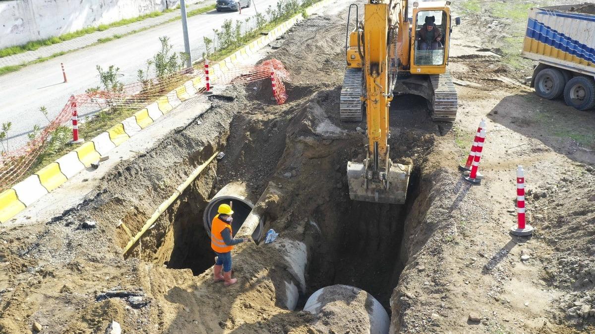 B&uuml;y&uuml;kşehir Belediyesi Posta Caddesi&rsquo;nde yağmur suyu hattı &ccedil;alışması başlattı