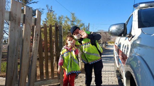 Otizmli Nida’nın jandarma olma hayali bir günlüğüne gerçeğe dönüştü