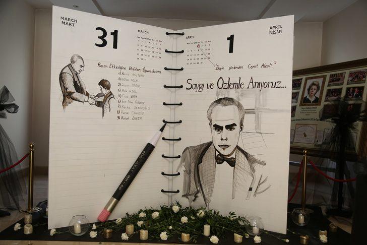 Öğrenciler, okulun kurucusunu kara kalem ile resmetti G3