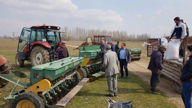 Alpu’nun Bahçecik mahallesinde mera ıslah çalışması başladı