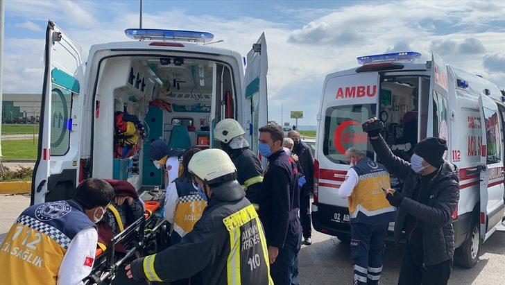Adıyaman'da iki otomobil çarpıştı: 4 yaralı G2