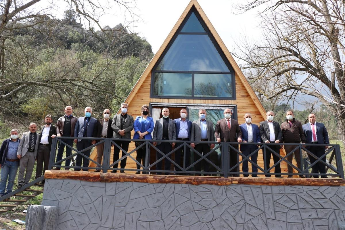 Pozantı Belediyesi ihaleye vermiyor kendi yapıyor