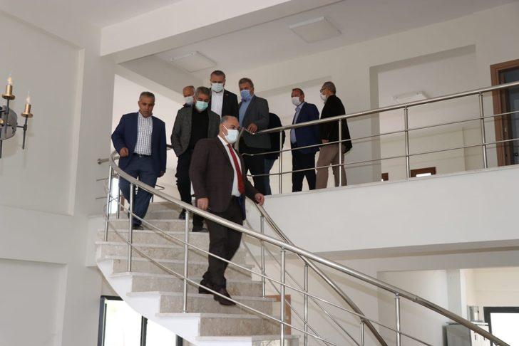 Pozantı Belediyesi ihaleye vermiyor kendi yapıyor G4