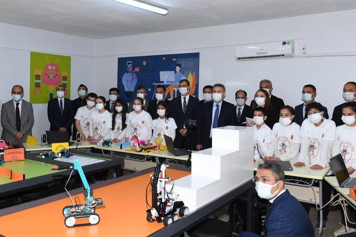 İmamoğlu’nda robotik kodlama sınıfı açıldı G3