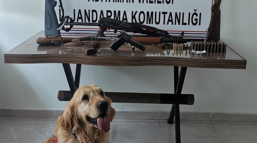 Adıyaman’da eş zamanlı silah operasyonu: 2 gözaltı