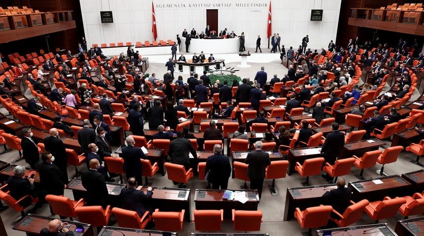 TBMM Başkanı Şentop'tan "Meclis'te darbe" yorumlarına &ccedil;ok sert tepki