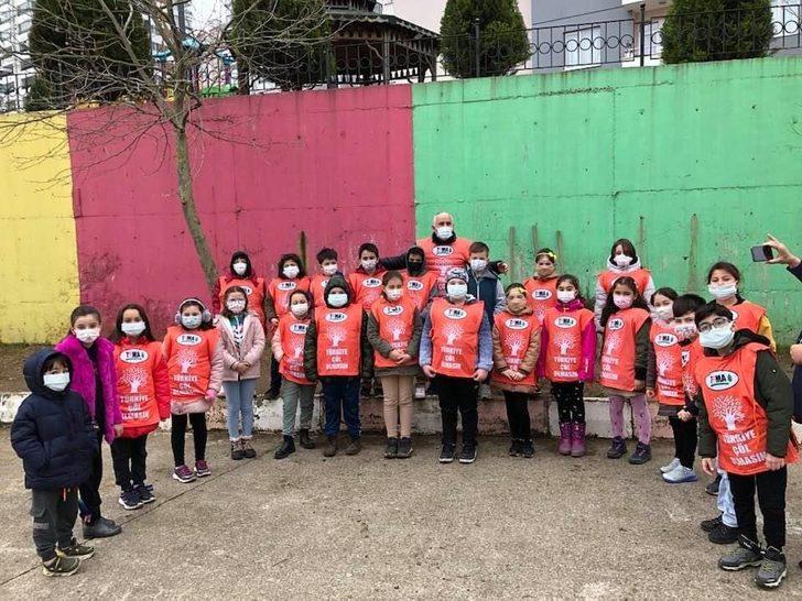 TEMA okullarda ağaç sevgisini aşılıyor G4