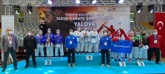 Karate Şampiyonası’ndan Türkiye derecesi ile döndüler