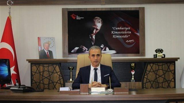 Çelik, Dünya Otizm Farkındalık Gününü kutladı