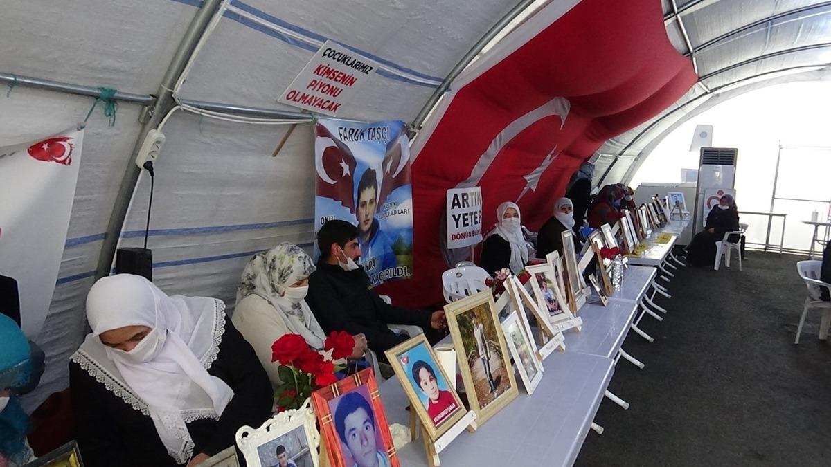 Evlat n&ouml;betindeki kardeşten ağabeyine &ccedil;ağrı: "Ağabeyim gel teslim ol, bu hasretlik bitsin"