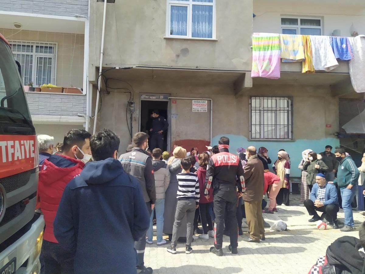 K&uuml;&ccedil;&uuml;k&ccedil;ekmece&rsquo;de elektrik tellerindeki kuşları kovalamaya &ccedil;alışan &ccedil;ocuk hayatını kaybetti