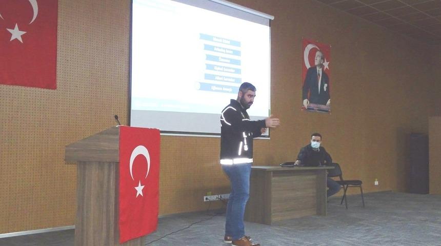 Hisarcık&rsquo;ta annelere uyuşturucu semineri