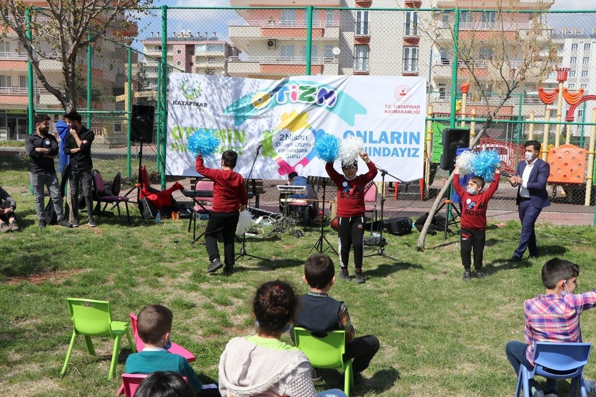 Kayapınar Belediyesi, Otizm Farkındalık G&uuml;n&uuml;n&uuml; kutladı