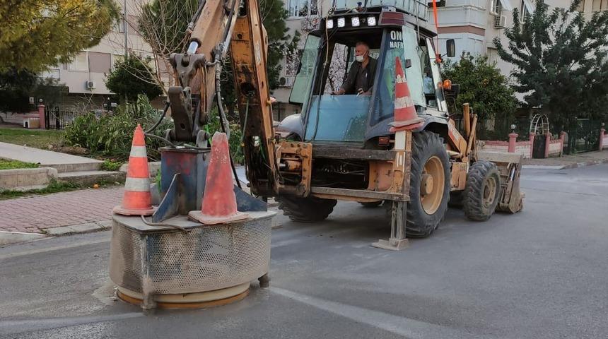 6 bin kanalizasyon kapağı yol seviyesine getiriliyor