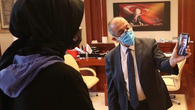 Rektör Dereli’den öğrencilere İstiklal Marşı teşekkürü