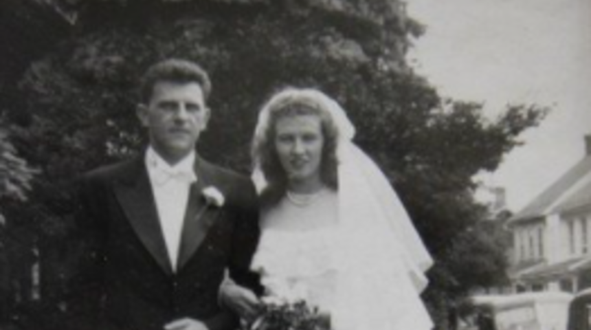 Hayatını kurtaran paraşütten sevdiği kadına gelinlik yapan askerin hikayesi: Maj Claude Hensinger