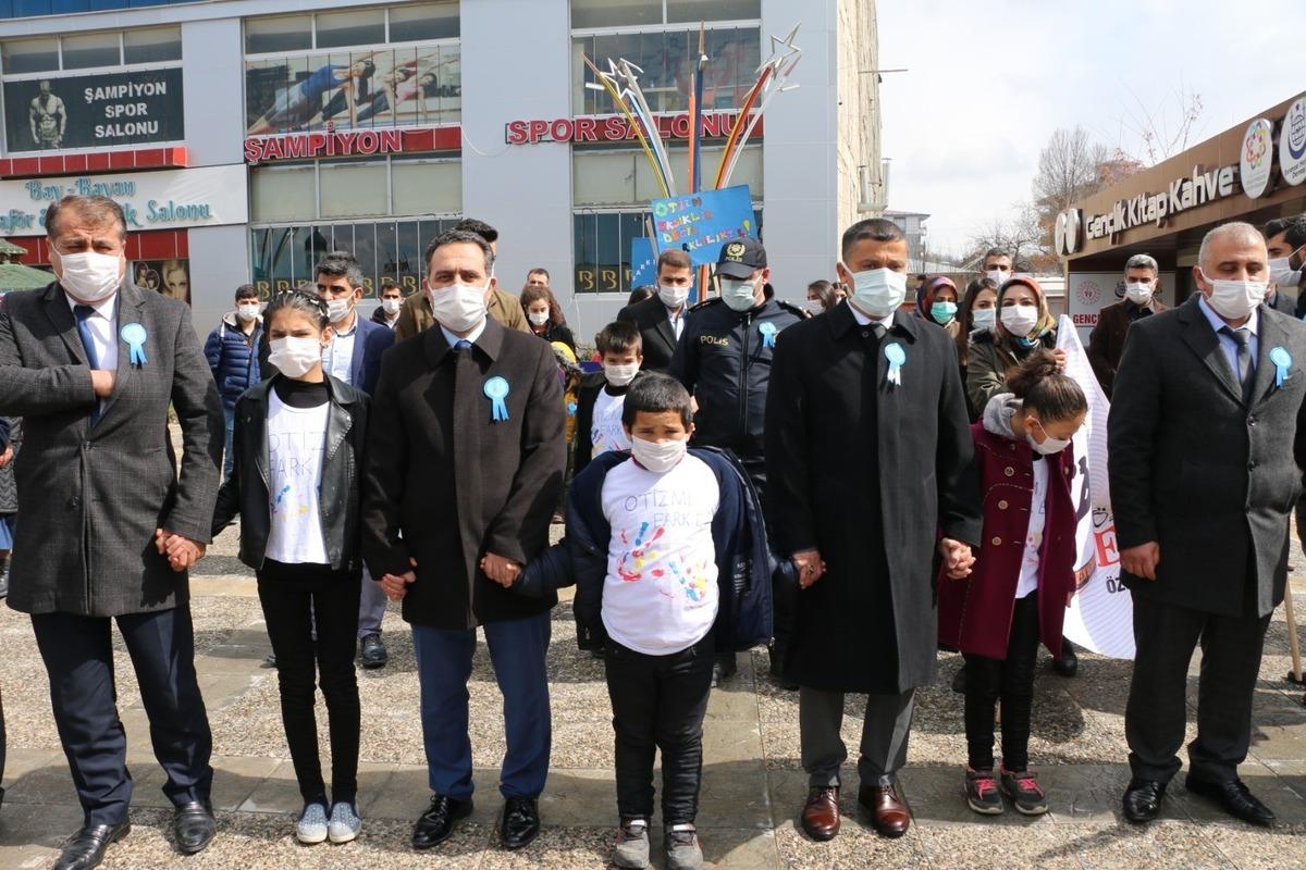 Erciş&rsquo;te &lsquo;2 Nisan Otizm Farkındalık G&uuml;n&uuml;&rsquo; etkinliği