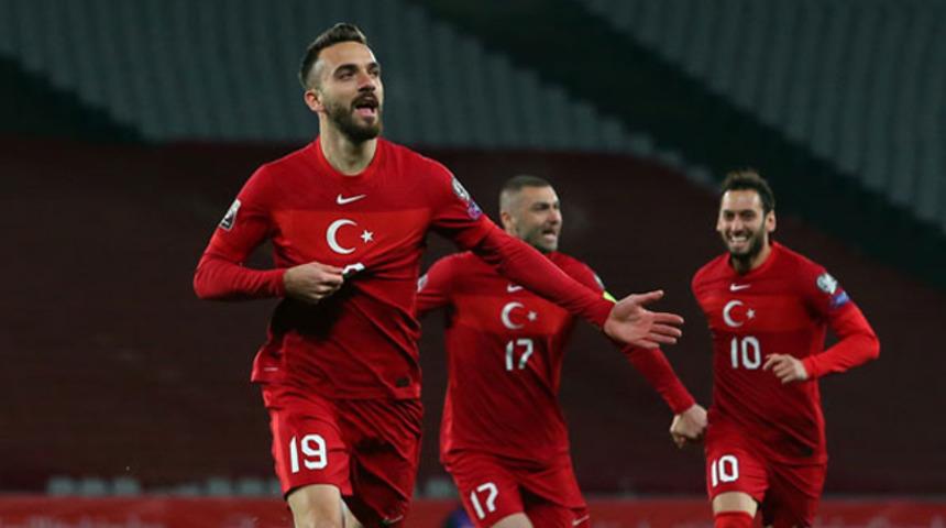  Milli futbolcu Kenan Karaman'ın Kovid-19 testi pozitif çıktı