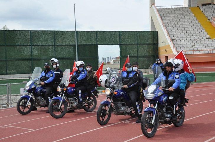 Polisler otizmli çocuklara unutulmaz bir gün yaşattı G2