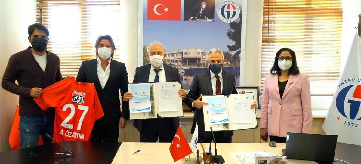 Rekt&ouml;r &Ouml;zaydın: "Gaziantep&rsquo;i olimpiyat merkezi yapacağız"