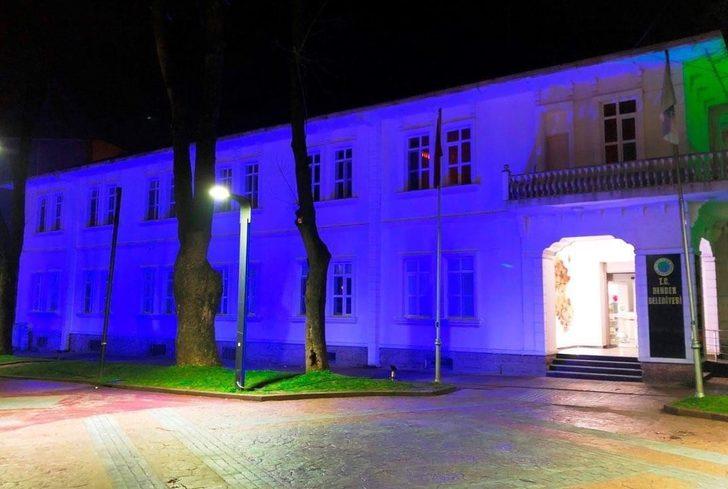 Hendek Belediyesi maviye büründü G2