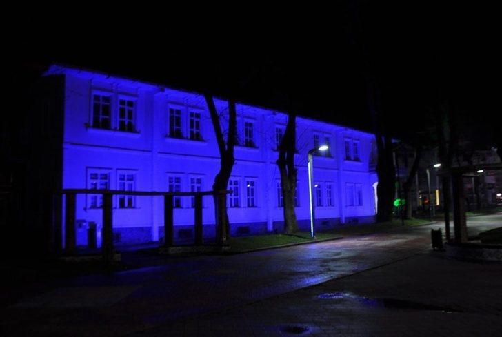 Hendek Belediyesi maviye büründü G4