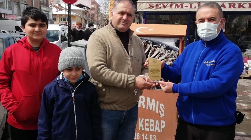 Yerköy’de hayvanseverlere plaket